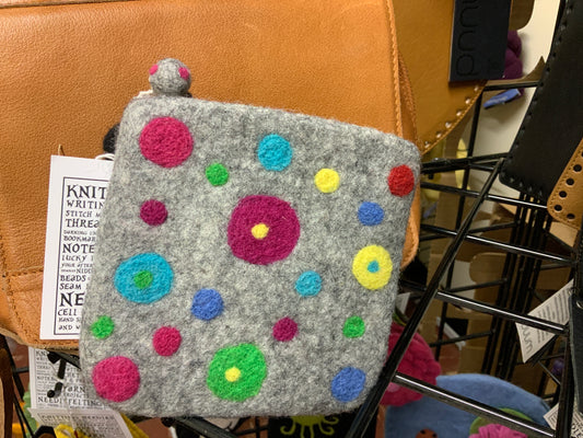 Felted Notions & Needle Bags - Dot to dot notions gray