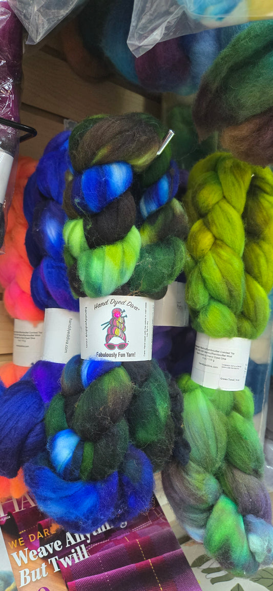 Hand Dyed Diva SW Merino/Rambouillet Combed Top 4oz